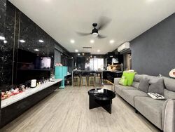 Blk 699B Hougang Street 52 (Hougang), HDB 4 Rooms #635080011